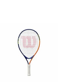 Tennisslot met een blauw en oranje frame, witte grip en een ruitvormig snarenpatroon met een opvallend rood 'W'-logo in het midden.