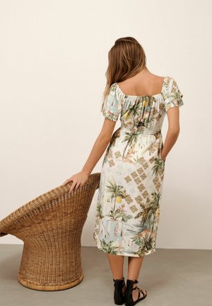 OFF SHOULDER - Jurk - white palm tree print