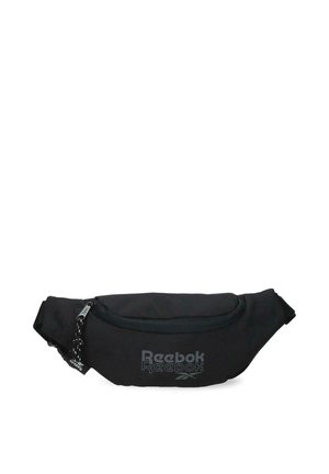 Riñonera negra de Reebok con compartimento principal con cremallera y correa ajustable, con el logo de Reebok en gris en el frente.