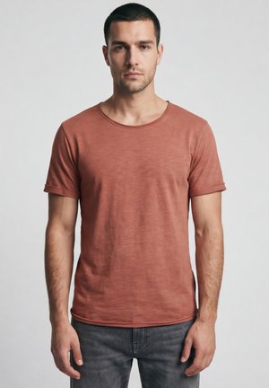 Antargo, ANTARGO T-SHIRT JAGGER - T-Shirt basic - red-sand