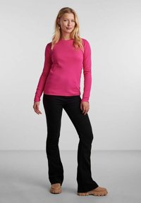 Pieces Langarmshirt - beetroot purple