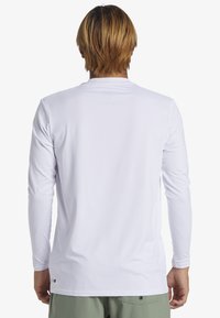 Quiksilver - Koszulki do surfowania