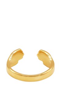 Gullfarget åpen mansjett ring med glatte, avrundede kanter og distinkte dyrehode-detaljer i hver ende. Enkel, minimalistisk design.