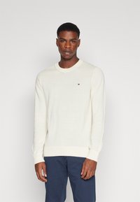 Tommy Hilfiger - CHAIN RIDGE C NECK - Strickpullover - calico Thumbnail-Bild 1