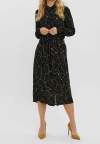 Vero Moda Sukienka koszulowa