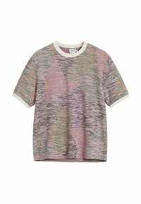 Košeľa s krátkym rukávom v multicolor textilnej úprave. Má okrúhly výstrih s kontrastným lemom. Vzory zahŕňajú geometrické tvary v pastelových odtieňoch.