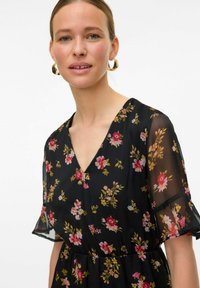 Vero Moda VMSMILLA - Robe de jour - black
