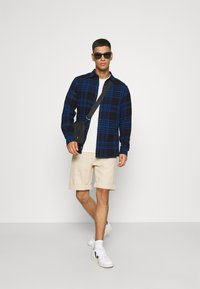 Only & Sons ONSNATE LIFE CHECK SHIRT - Camisa - dark navy