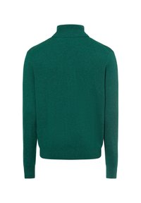 Zielony sweter z dzianiny z wysokim kołnierzem i długimi rękawami. Prosty design z prążkowanymi mankietami i dołem, teksturowana tkanina. Widok z tyłu.
