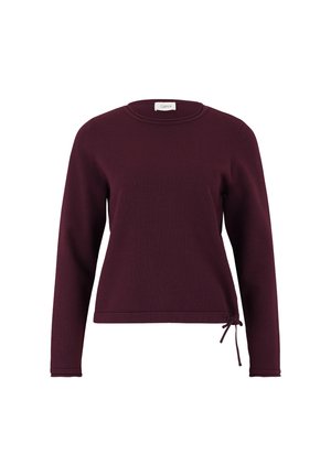 Pull en bordeaux à manches longues avec un col rond et un détail de nœud sur le côté, réalisé en maille douce, avec une coupe décontractée et des lignes épurées.