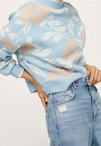 Mango Pullover - light blue