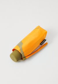 Unselected, orange/beige/off white