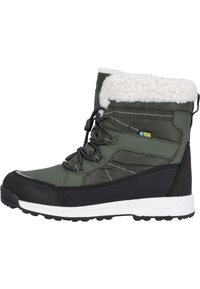 Wasserdichte grüne Winterstiefel mit einem flauschigen weißen Kragen, schwarzen Akzenten, einer strukturierten Gummisohle und elastischen Schnürsenkeln für einen sicheren Sitz.