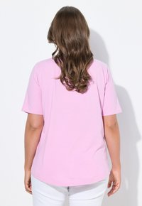 LAURASØN 1/2-ARM, RUNDHALSAUSSCHNITT  - T-shirts print - hydrangea