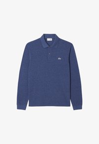 Ei valittu, bleu marine i y