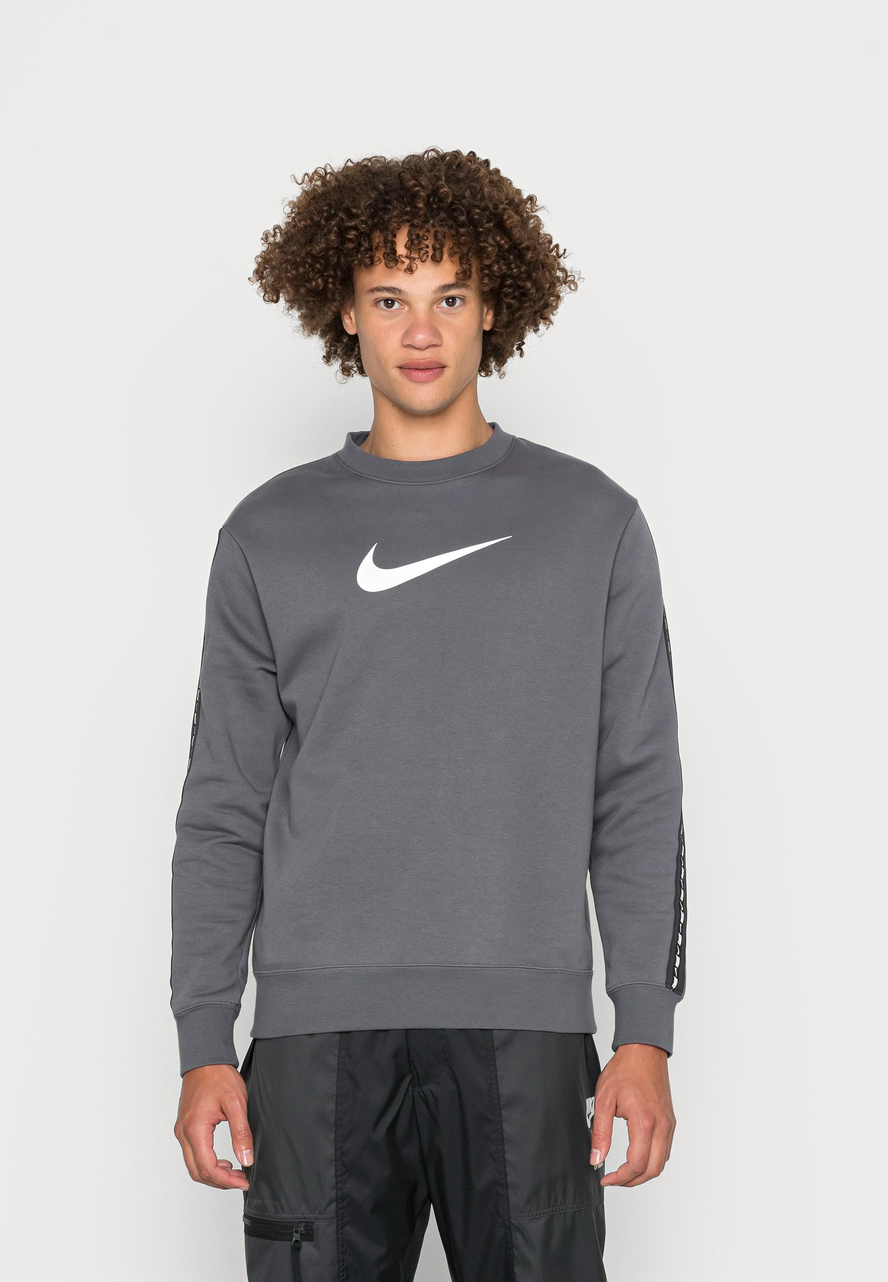Nike Repeat 3.0 Sweatshirt - Grey - Size - M