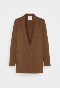 Unselected, dark earth