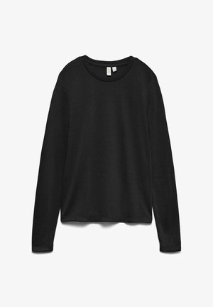 Crna majica dugih rukava napravljena od mekanog materijala, s okruglim izrezom na vratu i ravnim rubom. Jednostavan dizajn bez uzoraka ili naglasaka.