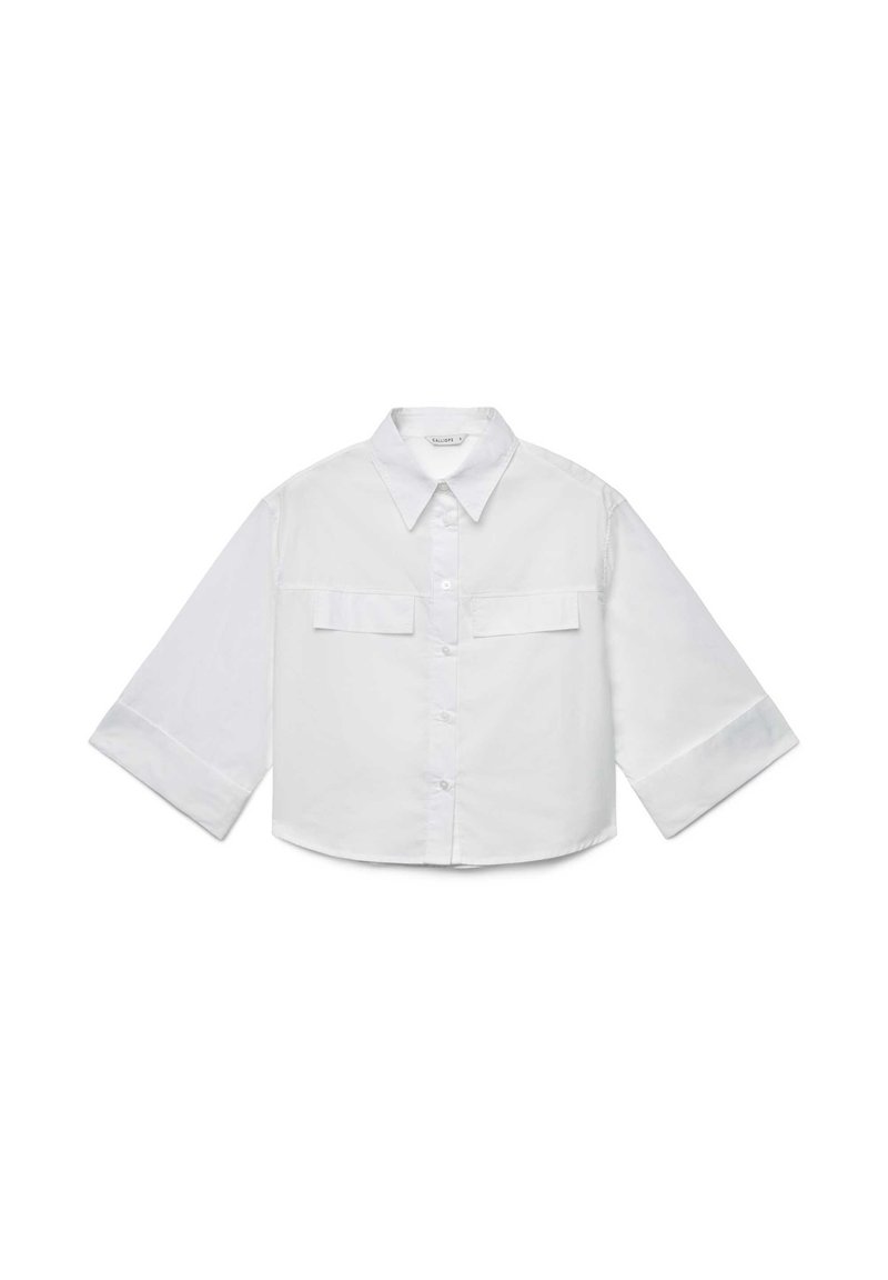 Weißes bauchfreies Hemd aus Baumwolle mit langen Ärmeln, Knopfleiste vorne und zwei Brusttaschen. Glatte Textur mit klassischem Kragen.