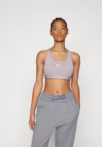 Nike Performance BRA - Sport-bh met medium support - light violet/ore white
