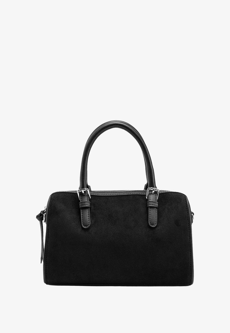 Czarna zamszowa torebka na rączkach o zaokrąglonym kształcie, z akcentami srebrnego hardware'u i zorganizowaną prostokątną formą. Gładka tekstura bez widocznych wzorów.