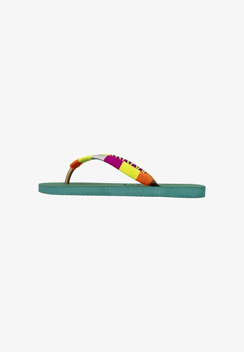 Tongs avec une semelle en caoutchouc turquoise, une surface texturée et une bride brodée multicolore avec des accents orange, rose et jaune.