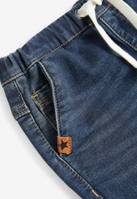 Next WITH COMFORT STRETCH  - Sirgete säärtega teksad - dark wash