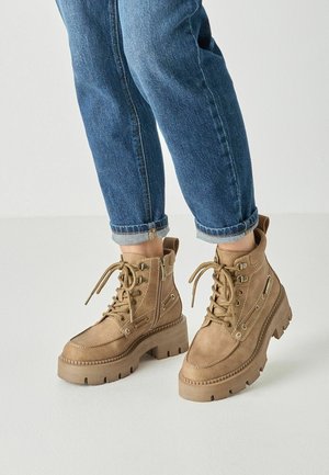 Tamaris, STIEFELETTE - Bottines à lacets - camel