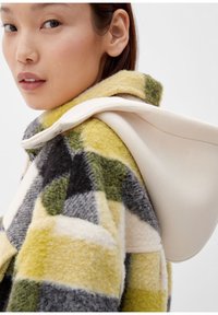 s.Oliver MIT ABNEHMBARER KAPUZE - Wintermantel - beige