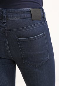 KIOMI Skinny džíny - dark-blue denim