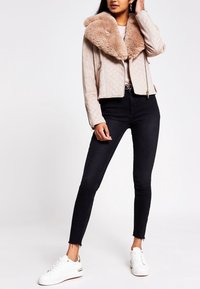 River Island Giacca in similpelle - brown