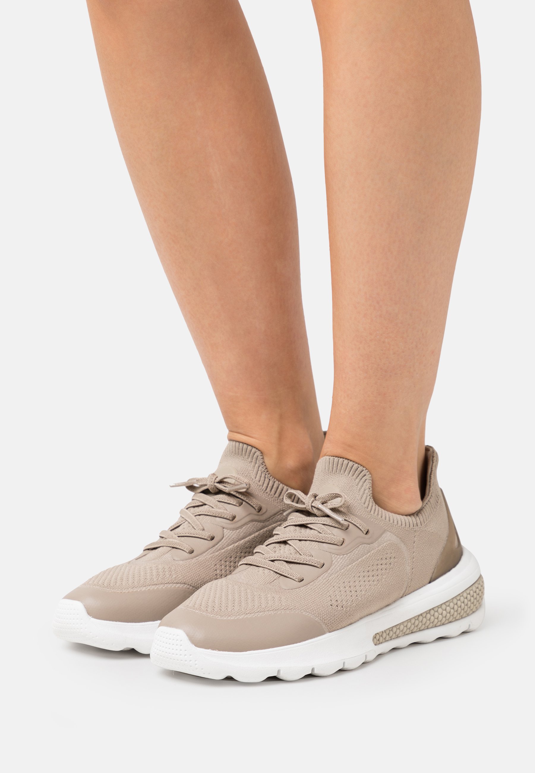 Geox D SPHERICA ACTIF Sneakers basse sand/beige