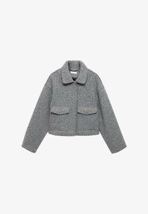 Siva skraćena jakna od teksturirane tkanine, s ovratnikom, dva džepa na grudima i spuštenim ramenima.