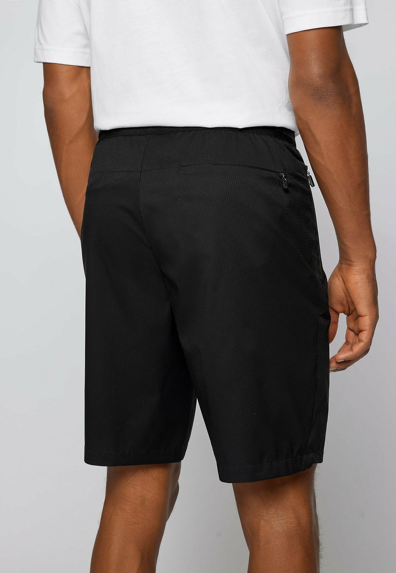 Herren Chino Shorts | BOSS MANFREDI CROSSOVER Outdoor Shorts black/schwarz - FJ98302 Herren Chino Shorts | BOSS MANFREDI CROSSOVER Outdoor Shorts black/schwarz - FJ98302