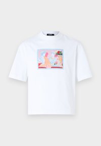 COMPACT GALLERY PRINT - Trükipildiga T-särk - white