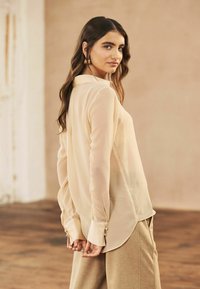 Next LONG SLEEVE SHEER - Pogājama blūze - champagne gold