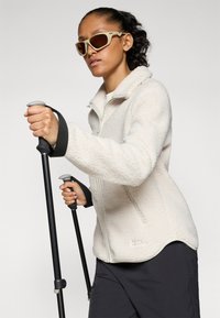 Jack Wolfskin HIGH CURL - Jakna od flisa - pale sand