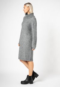 Sublevel ROLLKRAGEN - Strickkleid - dark grey
