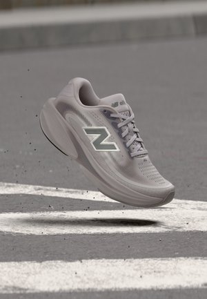 New Balance, ELLIPSE V1 - Løbesko til landevejen - horizon grey / truffle salt