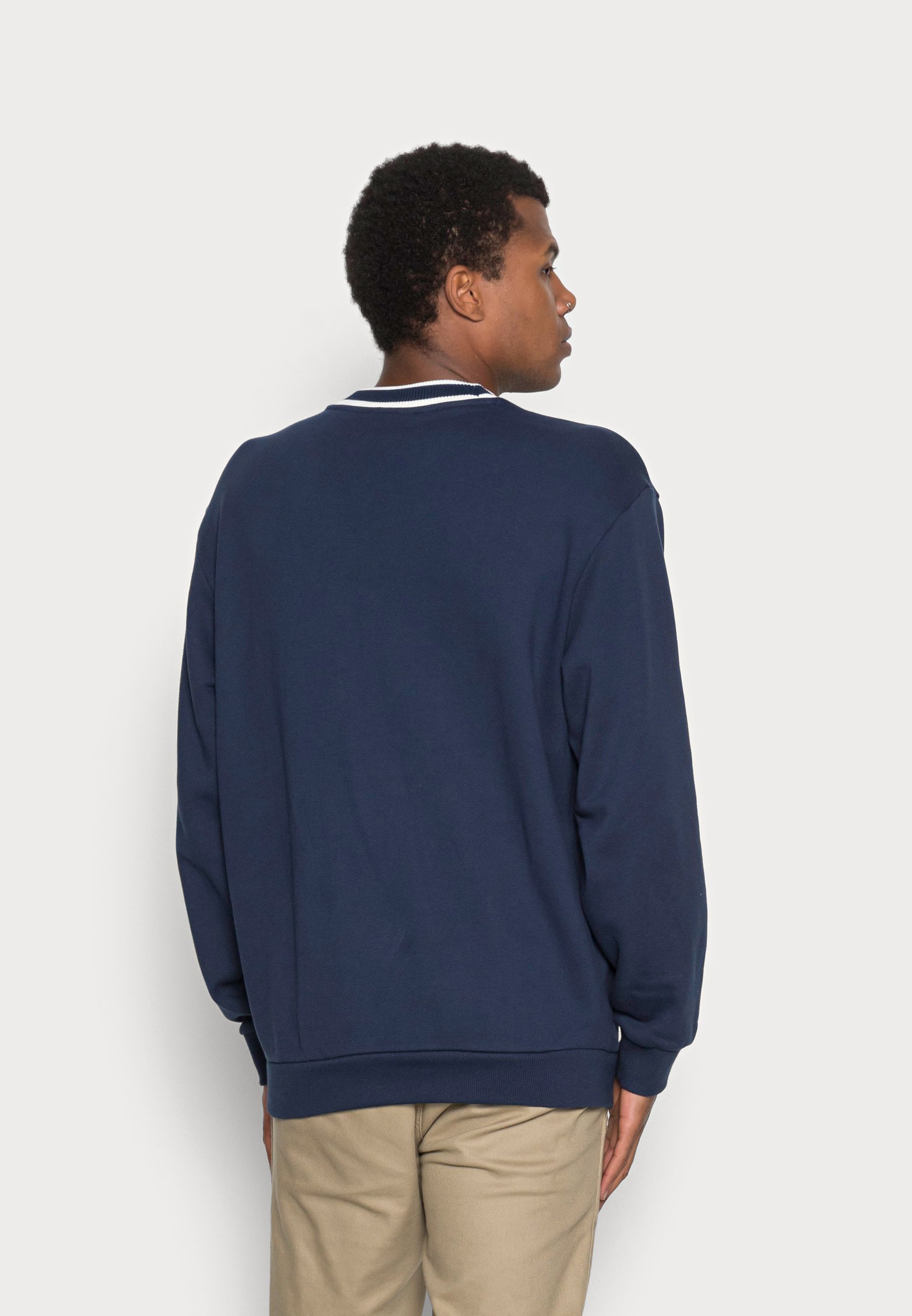 script crew sweatshirt adidas