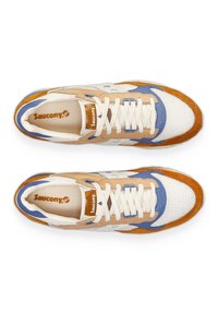 Saucony SHADOW - Παπούτσια για τρέξιμο σε δρόμο - light beige rust