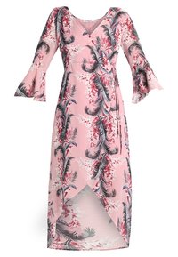 Kwiatowa sukienka w odcieniu jasnego różu z czarnym i czerwonym wzorem liści. Posiada dzwonowe rękawy i asymetryczny krój dołu. Wykonana z miękkiego materiału.