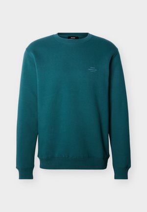 Hanorac teal cu guler rotund și mâneci lungi, mâneci și tiv nervurate, cu un mic logo „MADS NØRGAARD COPENHAGEN” pe pieptul stâng.