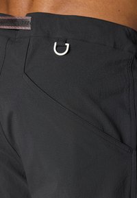 Thumbnail Image 6