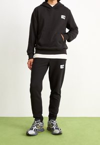 The North Face Huppari - black