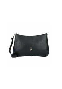 Borsa a pochette in pelle nera con una texture liscia, caratterizzata da un logo di insetto argentato sulla parte anteriore e una tracolla staccabile per versatilità.