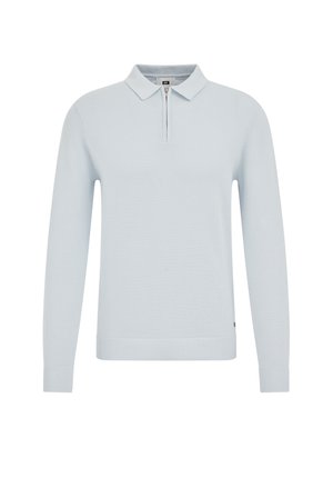 Jersey de manga larga color azul claro con cuello con cremallera, superficie texturizada, puños y dobladillo acanalados. Diseño minimalista.