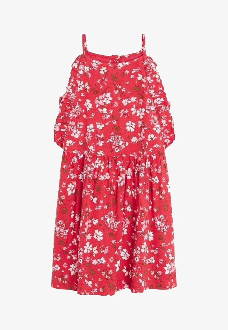 Robe fleurie rouge avec des manches volantes, présentant des motifs de fleurs blanches et vertes, taille élastique et une silhouette ample et évasée.