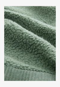 Unselected, khaki green