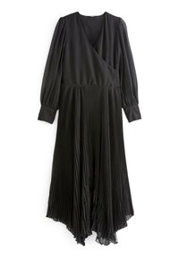 Robe noire plissée avec un décolleté en V et de longues manches bouffantes. Présente un ourlet asymétrique et une texture de tissu douce et fluide.